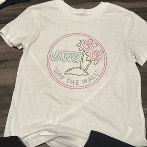Woman’s vans shirt size medium
